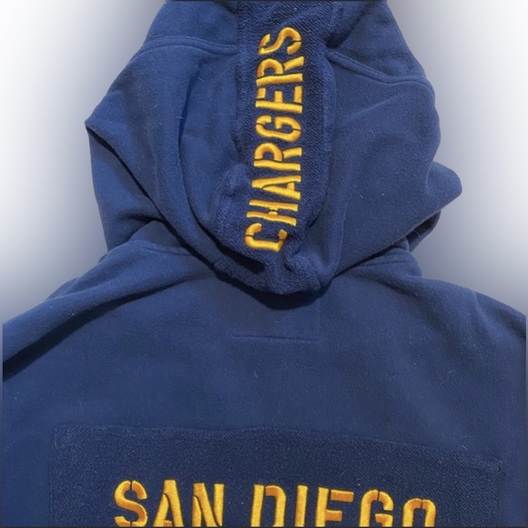 San Diego Chargers Vintage NFL Proline Zippered Sweatshirt - Picture 3 of 6